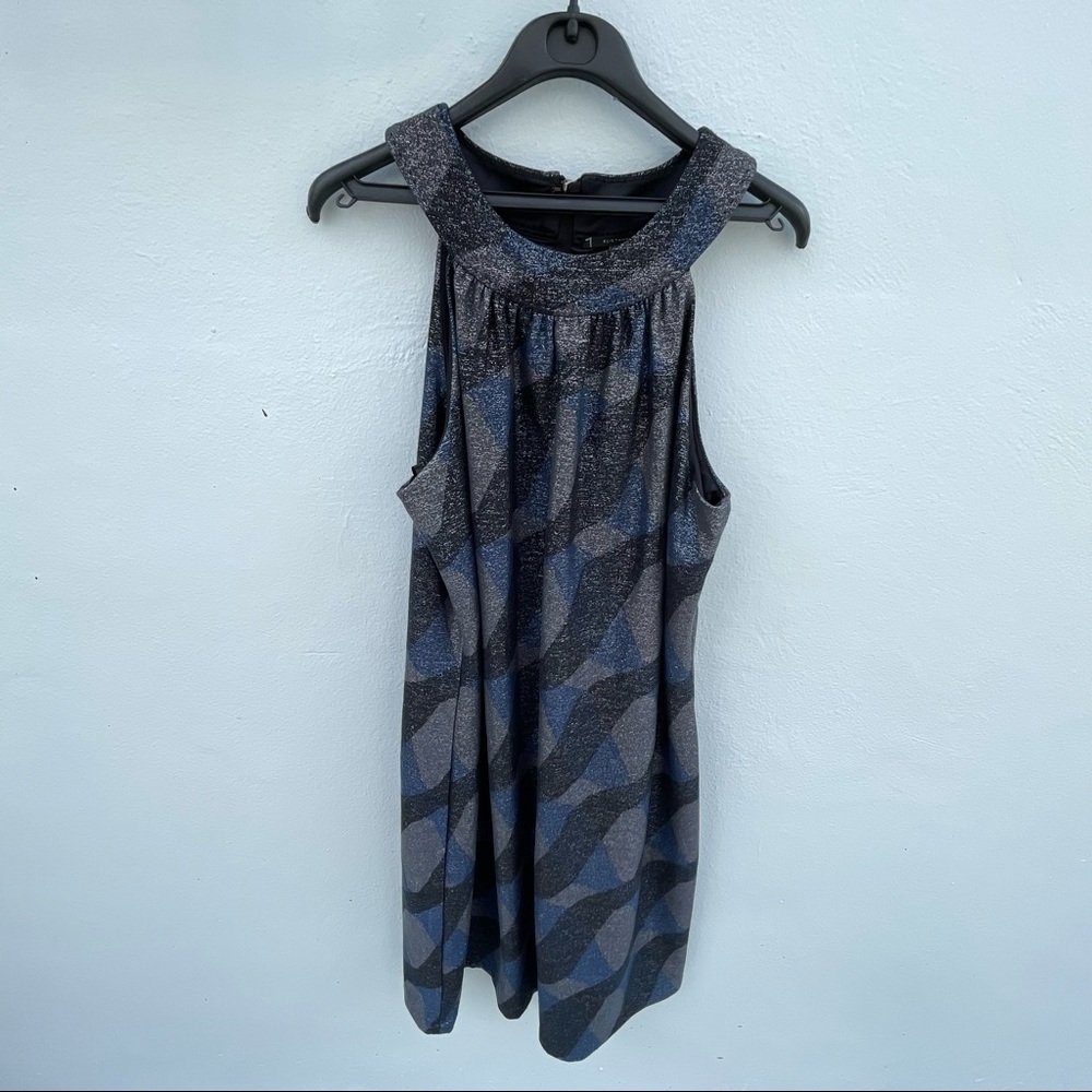 Elie Tahari Dress sleeves